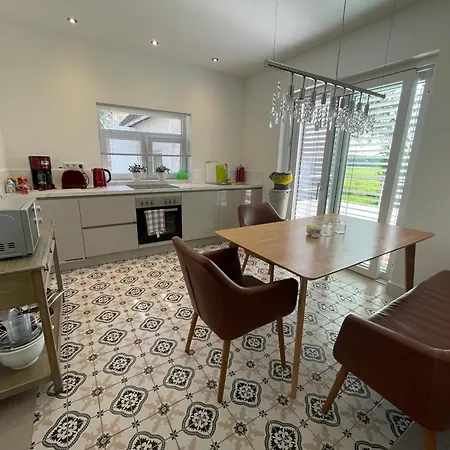 Apartment Geraeumige Mit Terrasse Halle (Westfalen)
