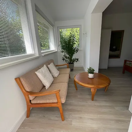 דירה Geraeumige Mit Terrasse