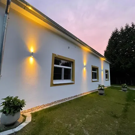 Appartement Geraeumige Mit Terrasse