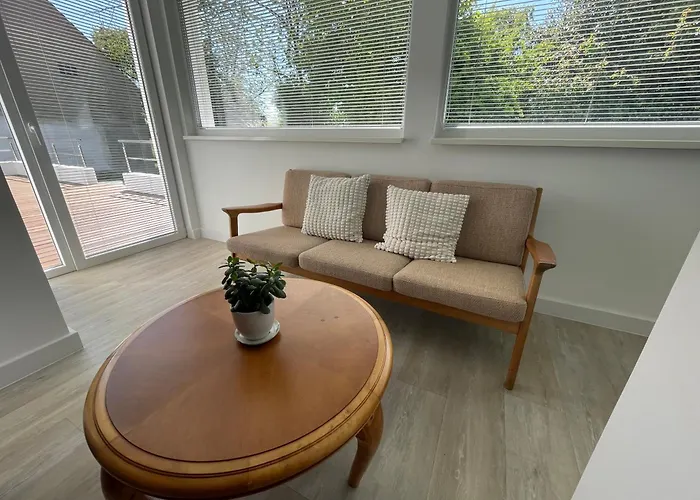 Geraeumige Mit Terrasse شقة Halle (Westfalen)