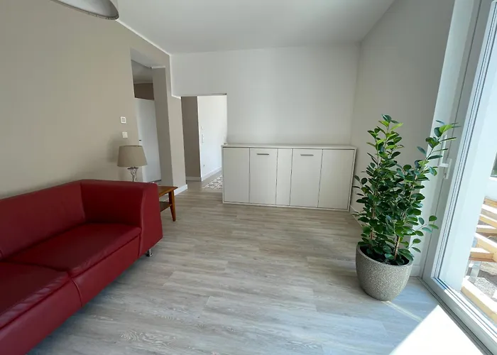 Geraeumige Mit Terrasse Appartement